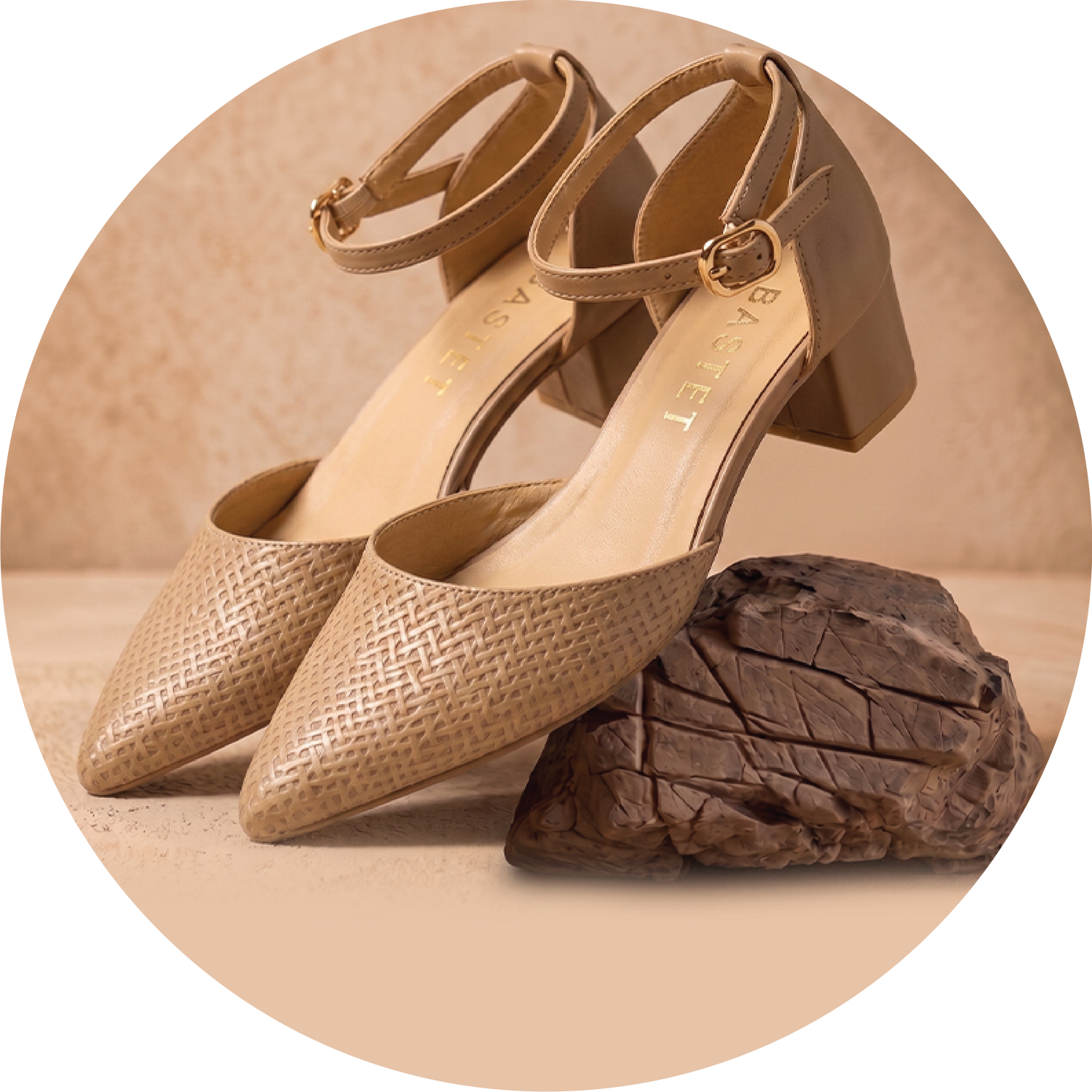 3.CM shoes