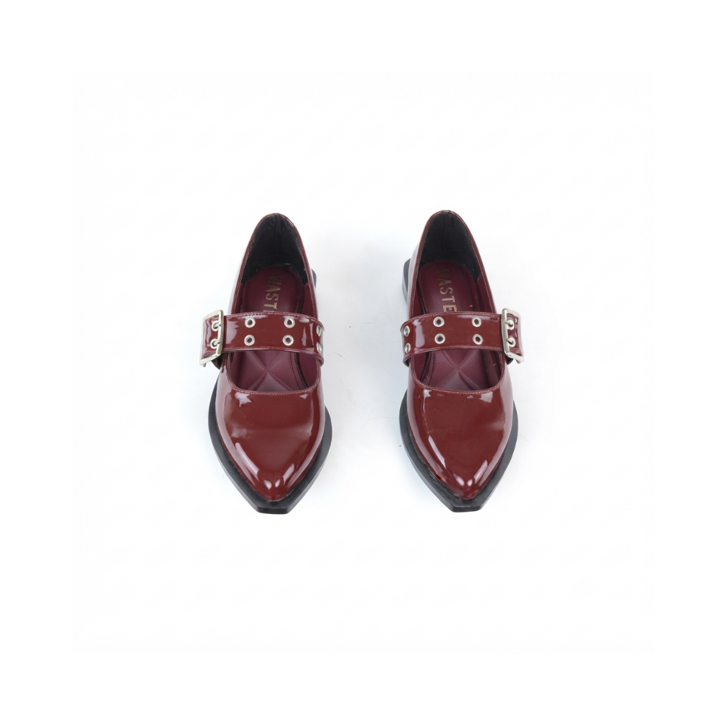 Neferure Flats #f(020)