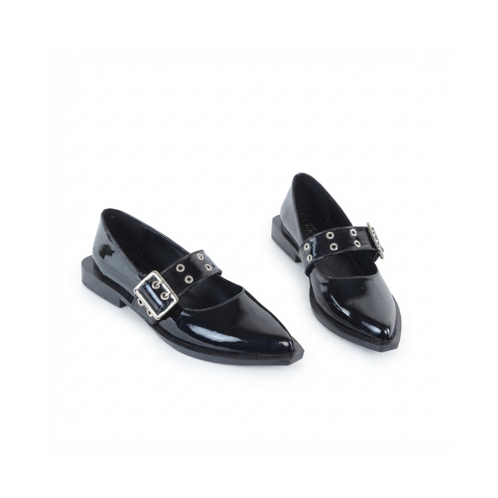 Neferure Flats #f(020)