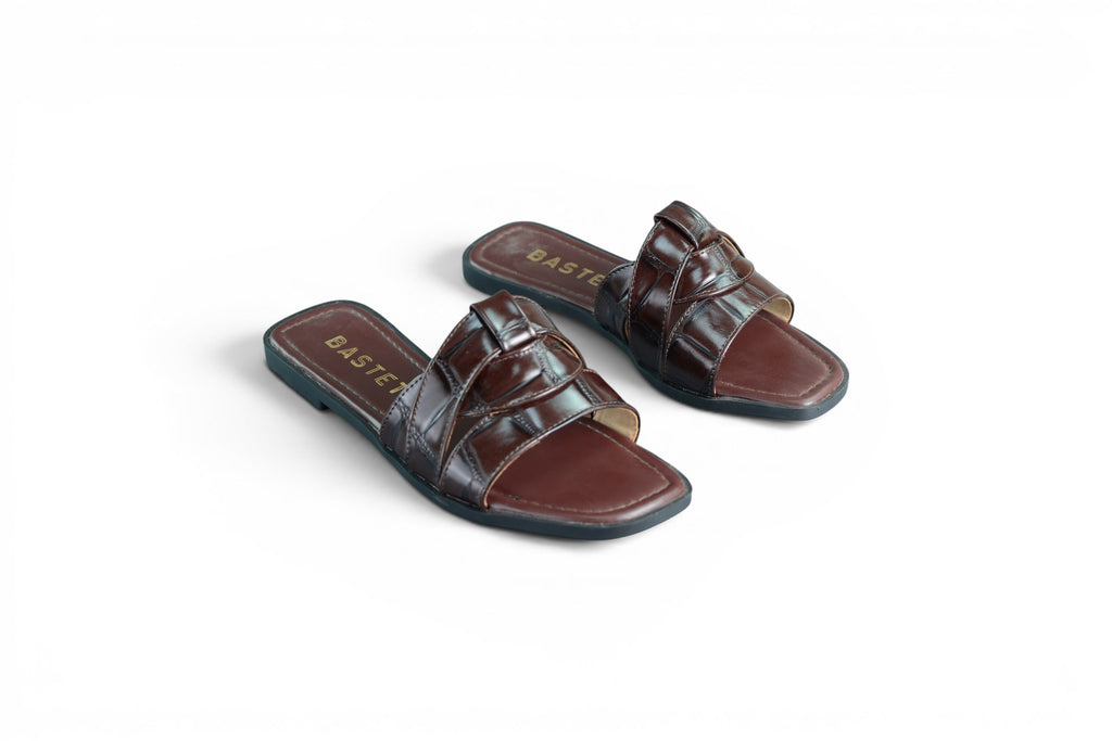 Khnum Slippers #t(015)